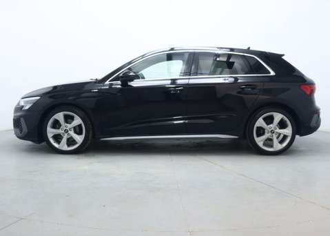 Audi A3 1.0 A3 Sportback 30 TFSI MHEV S Line Semi-Auto 5dr 8