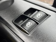 Iveco Daily 70C18D Crew Cab Dropside with Hiab X-Hiduo 062 Crane 39