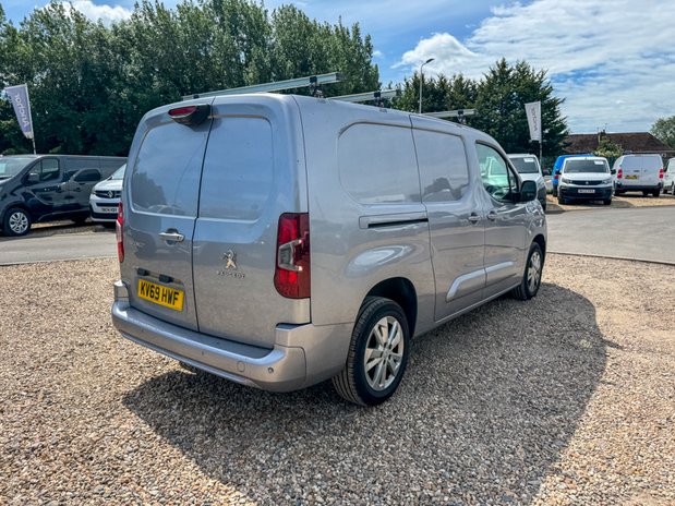 Peugeot Partner LWB L2H1 Low Roof Asphalt Air Con Nav Sensors EURO 6 NO VAT 6