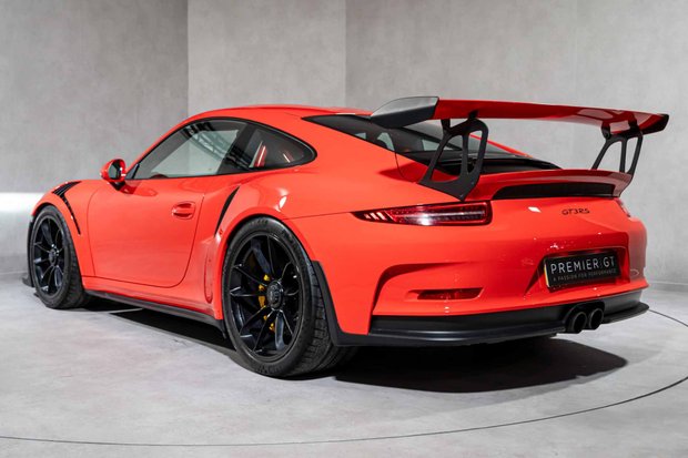Porsche 911 GT3 RS PDK. FULL PSH. SPORTS CHRONO PACKAGE. PCCBS. LAVA ORANGE PAINTWORK. 1