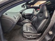 Audi RS4 4.2 FSI V8 Estate 5dr Petrol S Tronic quattro Euro 5 (450 ps) 9