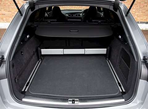 Audi RS6 Avant Performance 35