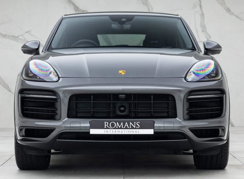 Porsche Cayenne GTS Coupé 24