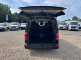 Volkswagen Transporter Crew Cab AUTO SWB L1H1 T32 Sportline Air Con Alloys Sensors EURO 6 NO VAT 10