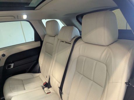 Land Rover Range Rover Sport 3.0 Range Rover Sport HSE Dynamic SDV6 Auto 4WD 5dr 42