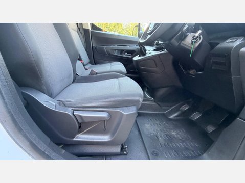 Peugeot Partner BLUEHDI PROFESSIONAL PREMIUM L2 26