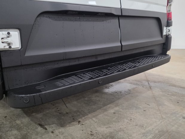 Iveco Daily 2.3 35S14 H2 Roof Business Van 3520L WB 9