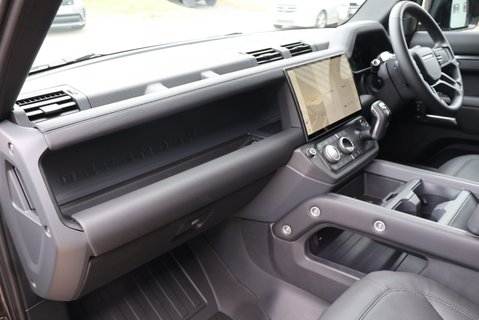 Land Rover Defender 110 BRAND NEW D350 HARD TOP X-DYNAMIC HSE STYLED BY SEEKER  18