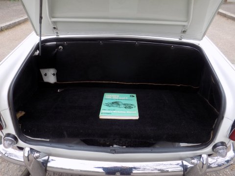 Triumph TR5 Sports 23