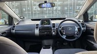 Toyota Prius 1.5 T4 Hatchback 5dr Petrol Hybrid CVT (104 g/km, 76 bhp) 16