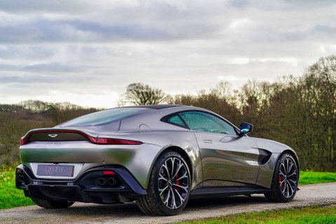 Aston Martin Vantage 4.0 Vantage V8 Auto 3dr 4