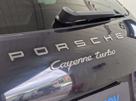 Porsche Cayenne 4.8 Cayenne V8 T Tiptronic S 4WD 5dr 36