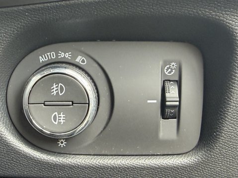 Vauxhall Mokka 1.2 Turbo 136 Ultimate 5dr 32