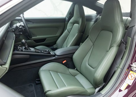 Porsche 911 GT3 TOURING (992.2)