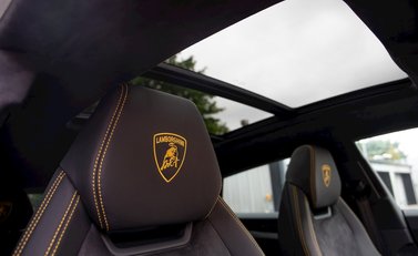 Lamborghini Urus 15