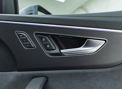 Audi RS Q8 Vorsprung 25