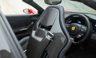 Ferrari 488 SPIDER 21