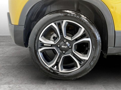Jeep Avenger 1.2 e-Hybrid Summit SUV 5dr Petrol Hybrid e-DCT Euro 6 (s/s) (100 ps) 10