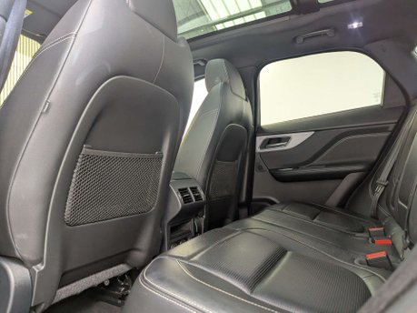 Jaguar F-Pace 2.0 F-PACE R-Sport AWD D Auto 4WD 5dr 42