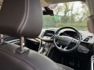 Ford Kuga 1.5 Kuga Vignale 4x4 Auto 4WD 5dr 25