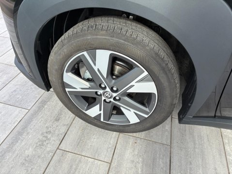 Toyota Aygo X 1.5h Icon CVT Euro 6 (s/s) 5dr 9