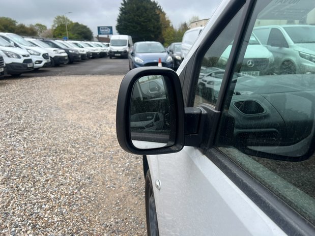 Peugeot Partner LWB L2H1 Low Roof Professional Air Con EURO 6 NO VAT 20
