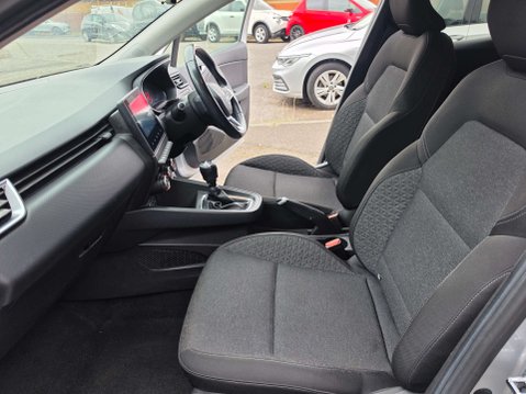 Renault Clio 1.0 Clio Iconic TCe 5dr 50