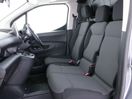 Citroen Berlingo XL 1.5 BlueHDi 950Kg Driver 130ps EAT8 [Start Stop] 6