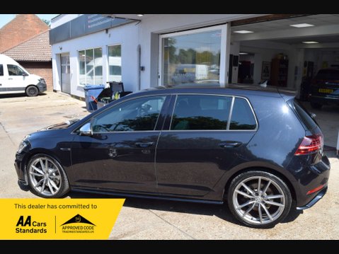 Volkswagen Golf 2.0 Golf R TSi 4WD 5dr 5