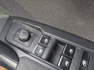 Volkswagen Tiguan SE NAV TDI BMT 25