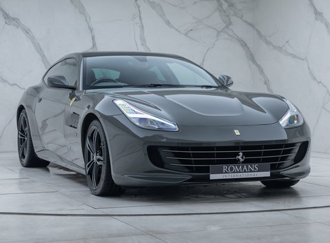 Ferrari GTC4 Lusso V12 TAILOR MADE 8