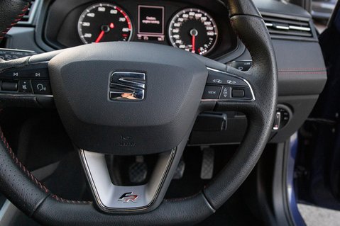 SEAT Arona TSI FR 19