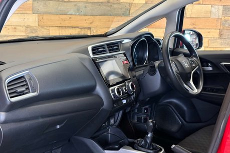 Honda Jazz 1.3 i-VTEC SE Hatchback 5dr Petrol Manual Euro 6 (s/s) (102 ps) 51