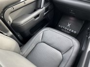 Land Rover Defender V8 44