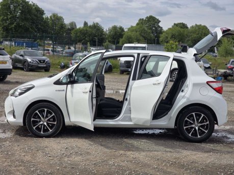 Toyota Yaris 1.5 VVT-h Icon Tech Hatchback 5dr Petrol Hybrid E-CVT Euro 6 (s/s) (100 ps) 7