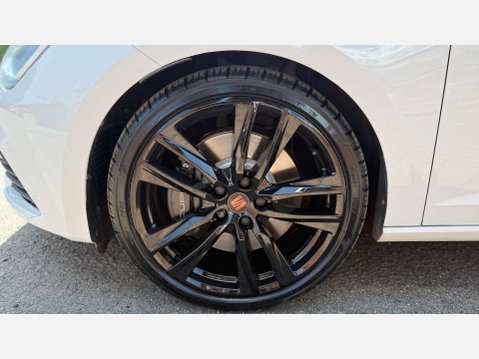 SEAT Leon 2.0 Leon Cupra Luxury 290 TSi Semi-Auto 5dr 38