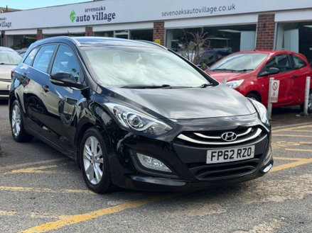 Hyundai i30 1.6 CRDi Blue Drive Style Tourer 5dr Diesel Manual Euro 5 (s/s) (128 ps)