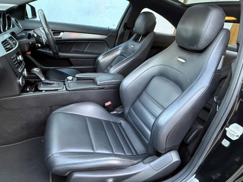 Mercedes-Benz C Class 6.3 C63 V8 AMG Edition 125 SpdS MCT Euro 5 2dr 37