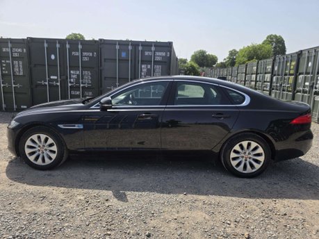 Jaguar XF 2.0d Portfolio Saloon 4dr Diesel Auto Euro 6 (s/s) (163 ps) 9