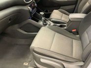 Hyundai TUCSON 1.6 Tucson SE Nav GDi 2WD 5dr 3