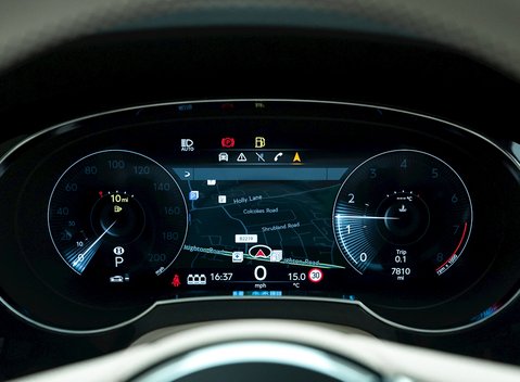 Bentley Bentayga V8 First Edition 17