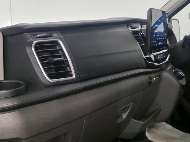 Ford Transit TRANSIT 350 L3 DIESEL FWD 2.0 Eco Blue 130ps H2 Limited Van Auto Nav 15
