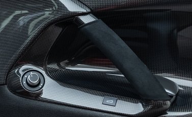 Ferrari 812 Competizione 28