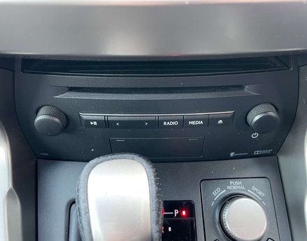 Lexus NX 2.5 NX 300h F Sport CVT 4WD 5dr 44