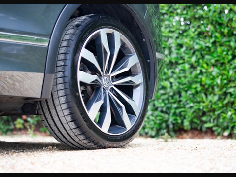Volkswagen Tiguan 1.5 Tiguan R-Line TSi Evo Semi-Auto 5dr 15