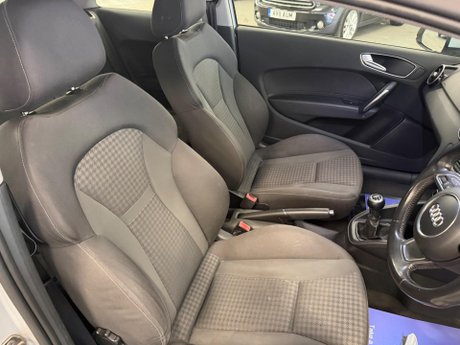 Audi A1 1.4 TFSI Sport Euro 5 (s/s) 3dr 11