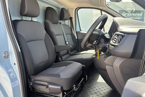 Renault Trafic SL28 Business Plus 130 ps dCi - Twin Side Loading Doors 5