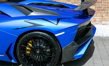 Lamborghini Aventador SV LP750-4 Roadster 30