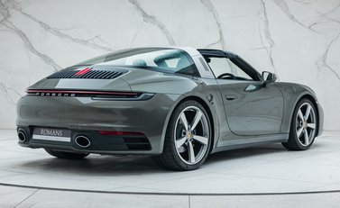 Porsche 911 Targa 4S (992) 5