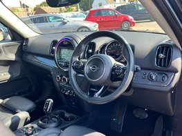 Mini Countryman 1.5 Countryman Cooper Auto 5dr 18